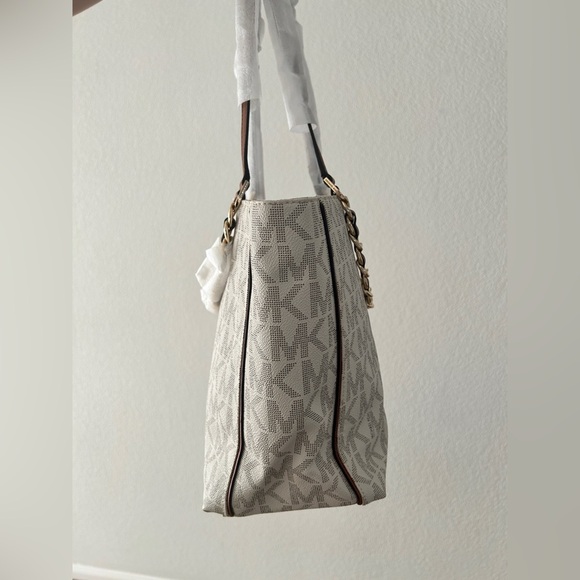 Michael Kors Harper Large Vanilla EW Tote Bag - Brand New - Picture 5 of 15